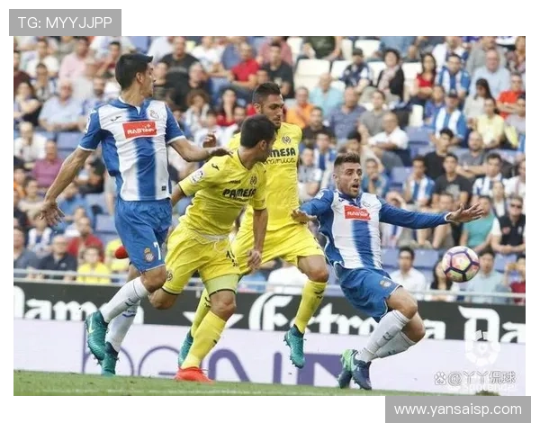 西甲黄潜中场控制