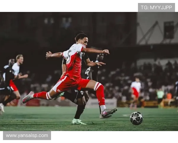 乌德勒支关键球员近期表现稳健，助力球队竞争力增强