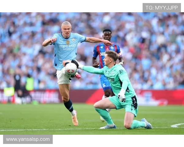 伊萨克 vs 哈兰德：同代中锋潜力差距在哪